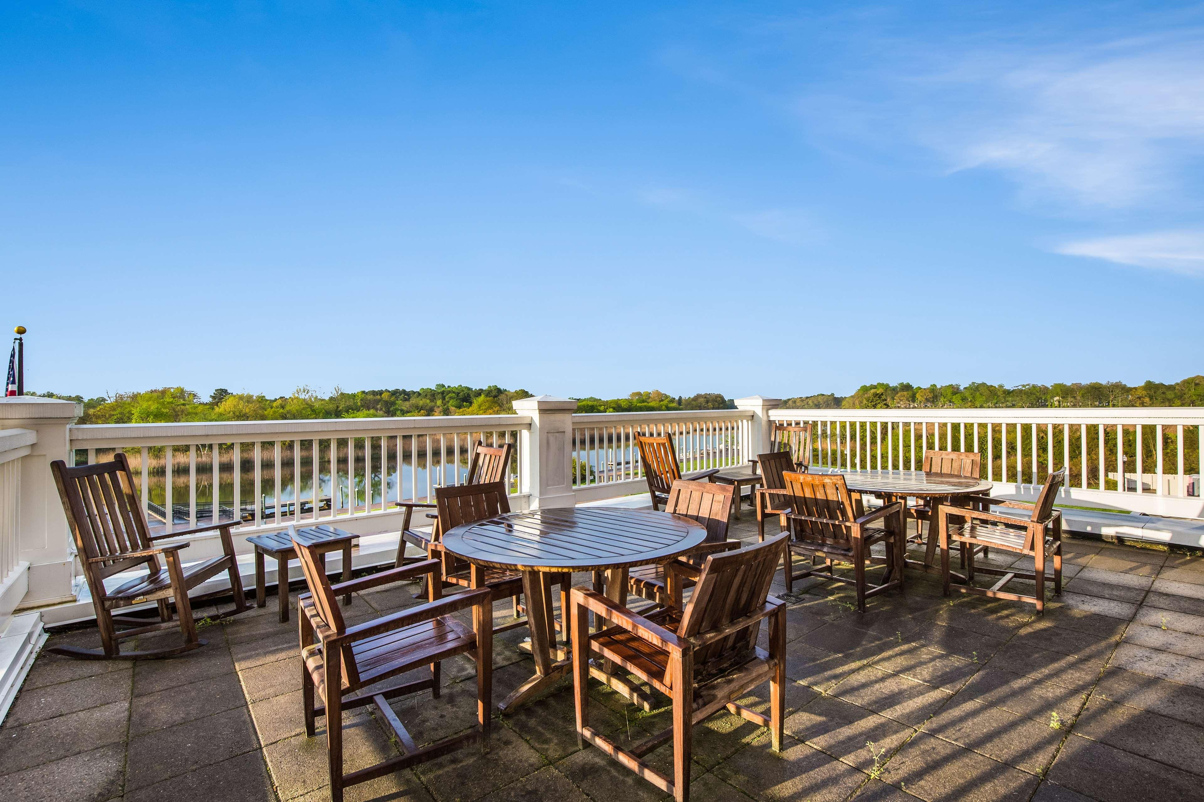 Hilton Garden Inn Suffolk Riverfront Exterior photo